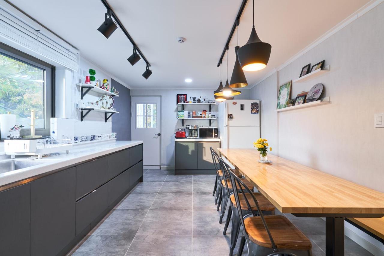 Everlast Guesthouse Yongin Exterior photo